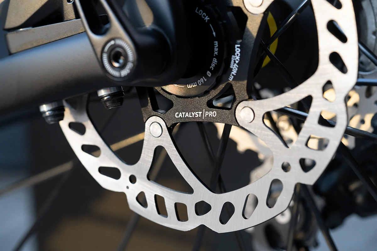 DISC BRAKE PADS AND ROTORS